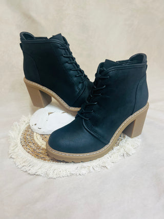 Broomstick Black Heel Boots