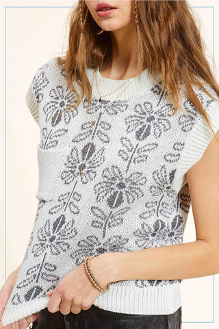Pebble Flower Short Sleeve Sweater