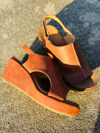 Carley Bourbon All Wedges