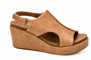 Carley Caramel All Wedges