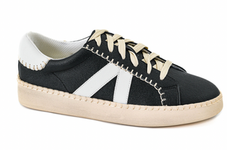 Friend Zone Black Sneaker